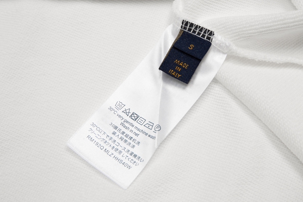 ブランドパーカー角部分ディテール